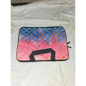 NEW Laptop Sleeve Ombre Blue Pink Gold Mermaid Scale Pattern Padded Protective V